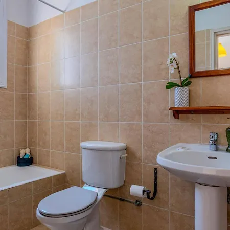 Oceana By Neo Chorio